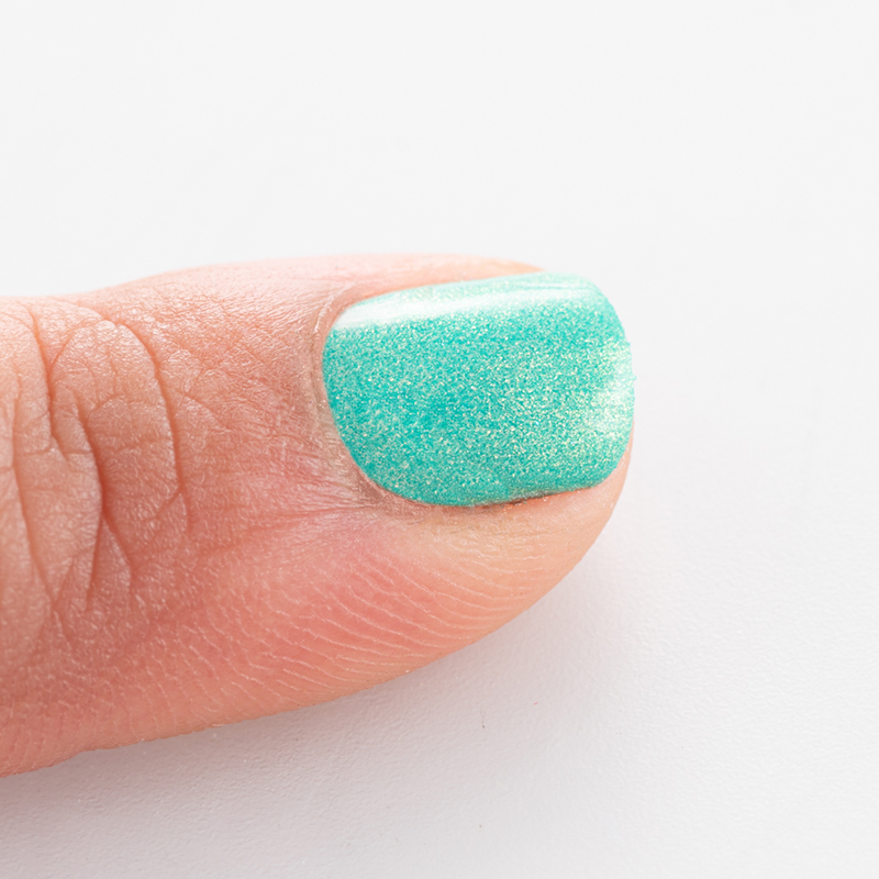 ESMALTE DE UÑAS AL AGUA NAMAKI VERDE
CARIBE