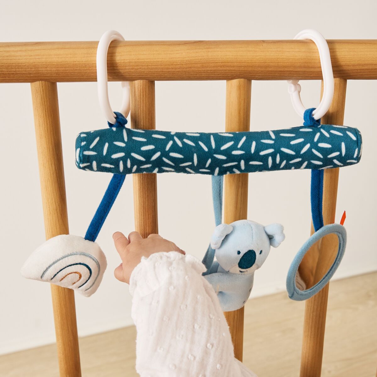 MINILAND SENSORIAL - JUGUETE CUNA KOALA